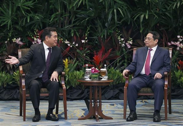 政府总理范明正会见总部设在新加坡的毅鸣投资(CMIA)董事长Lee Chong Min。 政府总理范明正会见总部设在新加坡的毅鸣投资(CMIA)董事长Lee Chong Min。