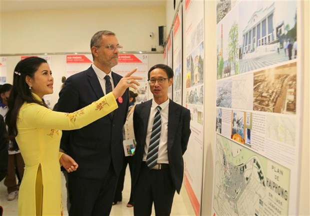 “海防—法国遗产”展览会在海防开展。 “海防—法国遗产”展览会在海防开展。