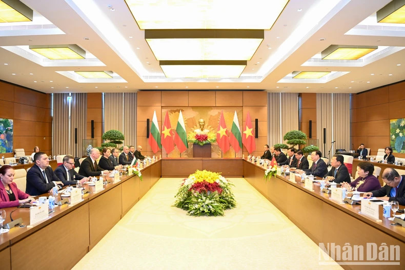 会谈场景。 会谈场景。