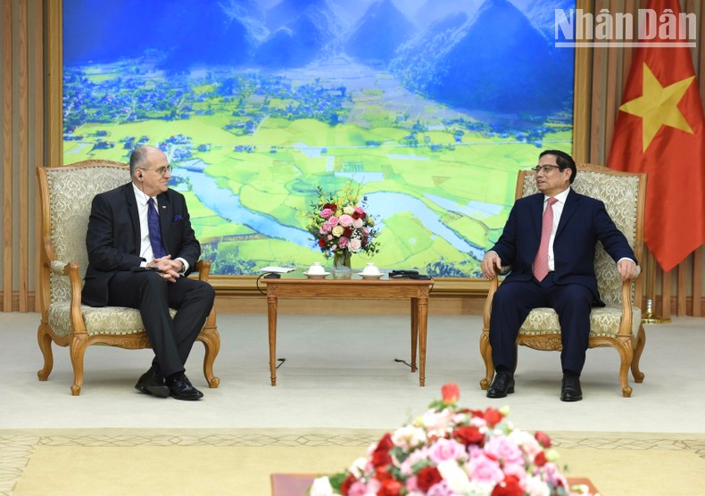 越南政府总理范明正会见波兰外长兹比格涅夫·劳。 越南政府总理范明正会见波兰外长兹比格涅夫·劳。