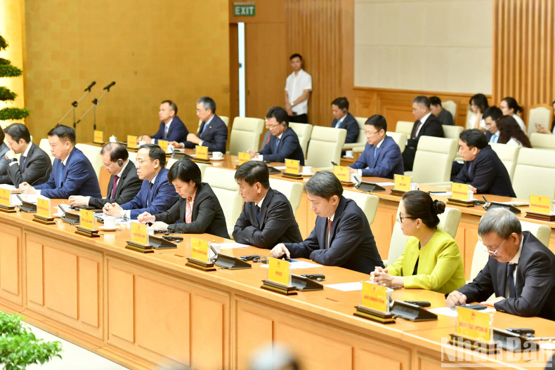 与会代表。 与会代表。