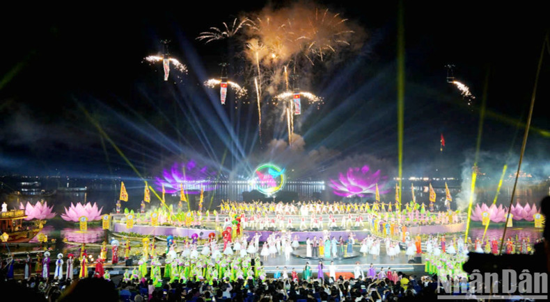 通过顺化国家旅游年的举办目的是充分挖掘顺化市的潜力和独特优势，推动旅游业的突飞猛进，吸引更多国内外游客前来观光旅游，促进当地经济社会的发展。