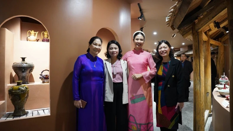 钵场村节是宣传地方工艺精华的一个重要机会。