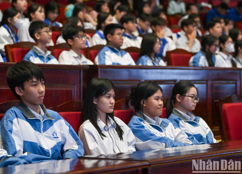 北宁省青年代表出席论坛。