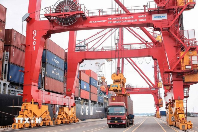 2025年第一季度,外资直接投资资金到位总额达约49.6亿美元。(图片来源:越通社) 2025年第一季度,外资直接投资资金到位总额达约49.6亿美元。(图片来源:越通社)