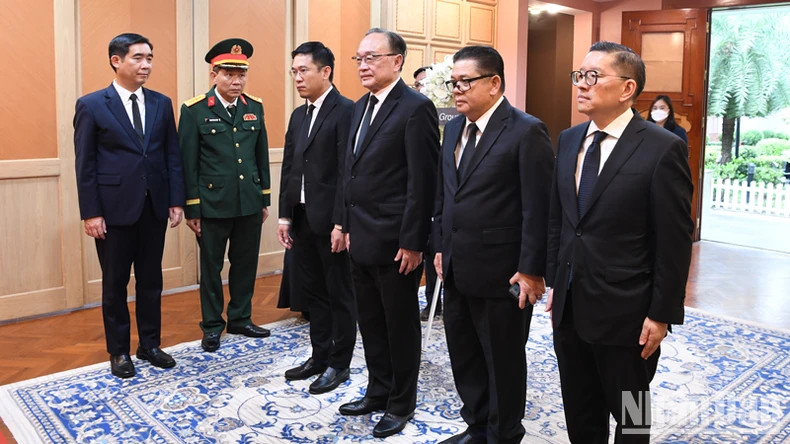 泰国正大集团（CP）集团代表吊唁原国家主席陈德良逝世。