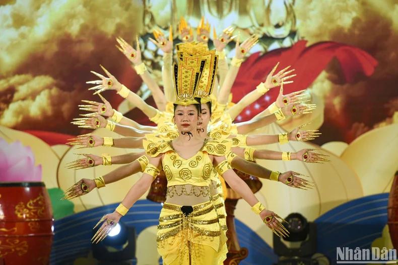 2025年五行山观世音节将于3月16日至19日(农历二月十七至二十日)举行。 2025年五行山观世音节将于3月16日至19日(农历二月十七至二十日)举行。