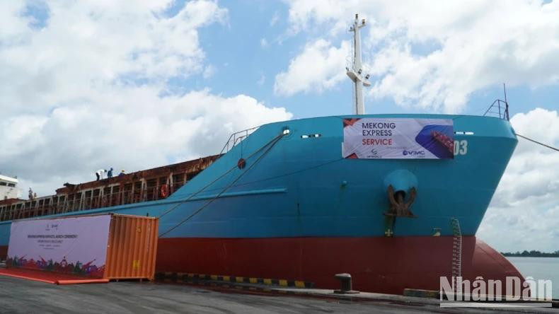 Mekong Express海运航线将助力九龙江三角洲的货物走向全球市场。