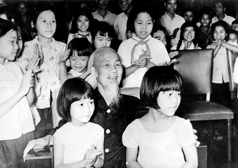 胡志明主席对越南儿童倾注无限关爱【组图】 ảnh 8