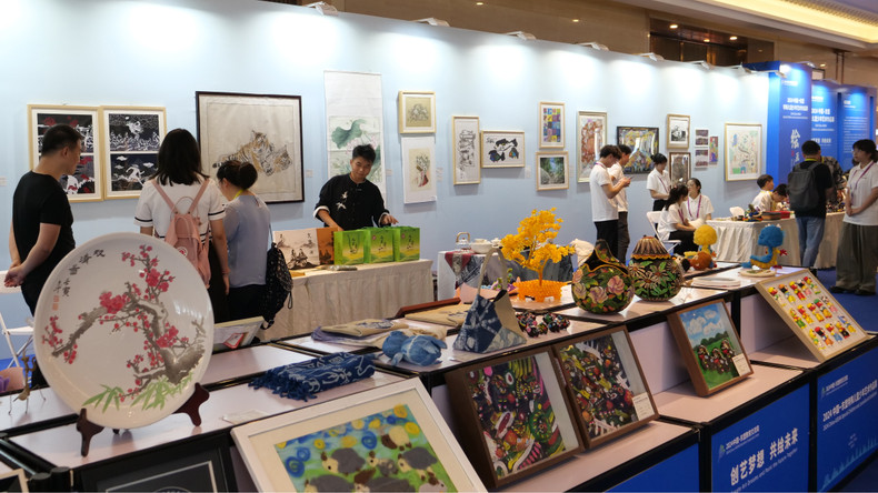 2024中国-东盟教育交流周的一个展区。 2024中国-东盟教育交流周的一个展区。