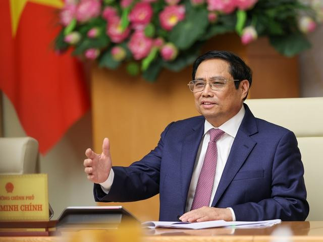 范明正总理在会上讲话。 范明正总理在会上讲话。