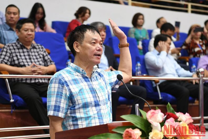 裁判组代表宣誓。 裁判组代表宣誓。