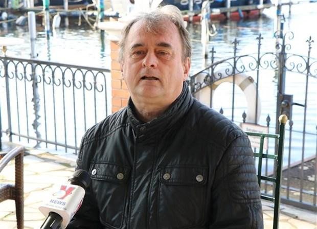 汉堡大学教授托马斯•恩格尔伯特（Thomas Engelbert）。