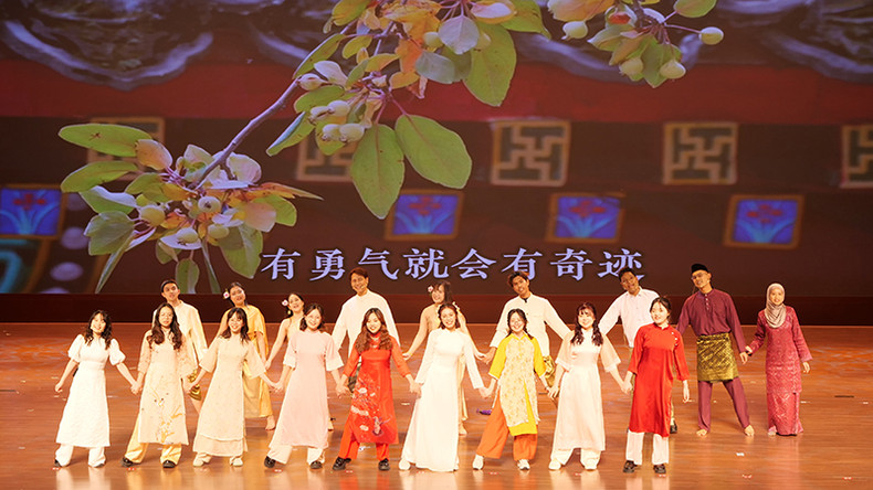 东盟留学生文艺演出。 东盟留学生文艺演出。