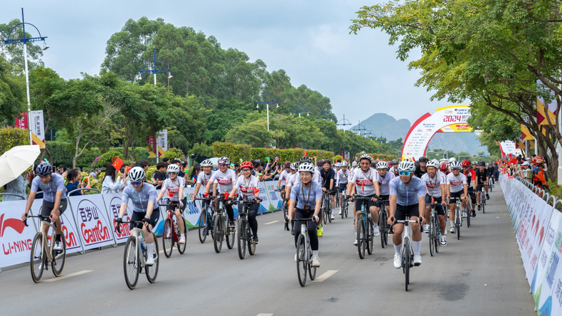 2024环广西世巡赛增设公众骑行项目。 2024环广西世巡赛增设公众骑行项目。