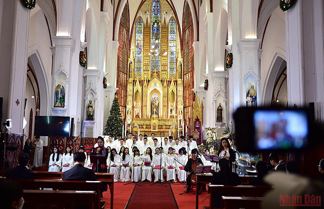 河内与胡志明市欢度特别的圣诞节 ảnh 10