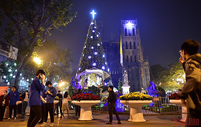 河内与胡志明市欢度特别的圣诞节 ảnh 8