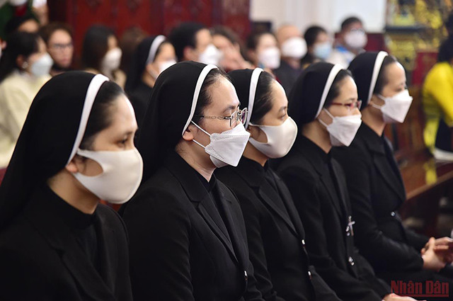 河内与胡志明市欢度特别的圣诞节 ảnh 12