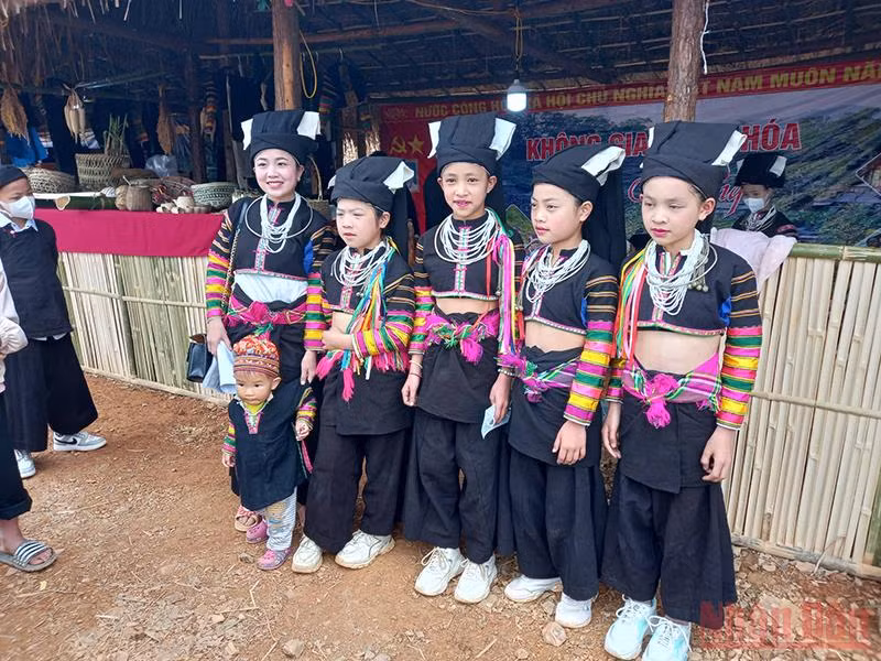 高平省倮倮族文化日彰显特色 精彩纷呈 ảnh 4