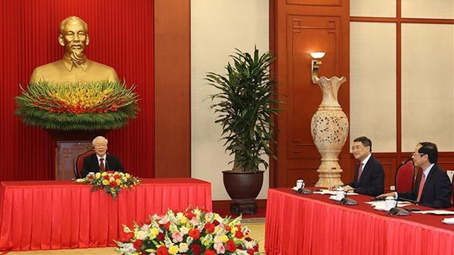 越共中央总书记阮富仲与印尼总统佐科通电话（组图） ảnh 4