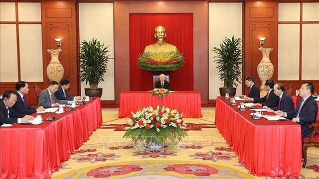 越共中央总书记阮富仲与印尼总统佐科通电话（组图） ảnh 2