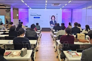 2025年海外房地产投资研讨会场景。（图片来源：越通社）