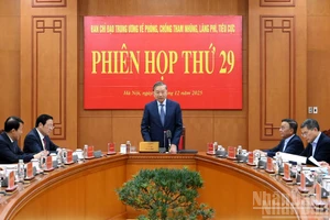 苏林总书记在会上致辞。（登科 摄）