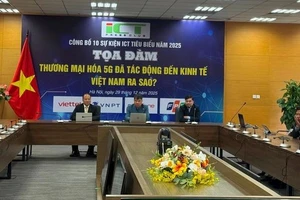 越南科技记者俱乐部公布2025年十大突出科技事件。（图片来源：baomoi.com）