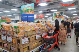 附图。