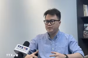 马来亚东南亚历史与国防研究学者恩佐·沈鸿俊。（图片来源：越通社）