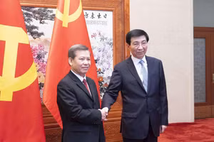 会见场景。