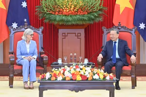2025年9月10日，越共中央总书记、国家主席苏林会见正在对越南进行国事访问的澳大利亚总督萨曼莎·莫斯廷。