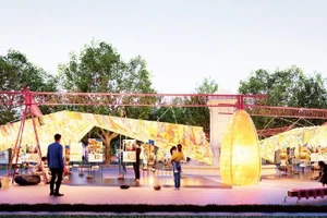 位于还剑湖步行街旁黄金位置的延鸿花园，也是举办独特、印象深刻的公共艺术展览的常设地点。