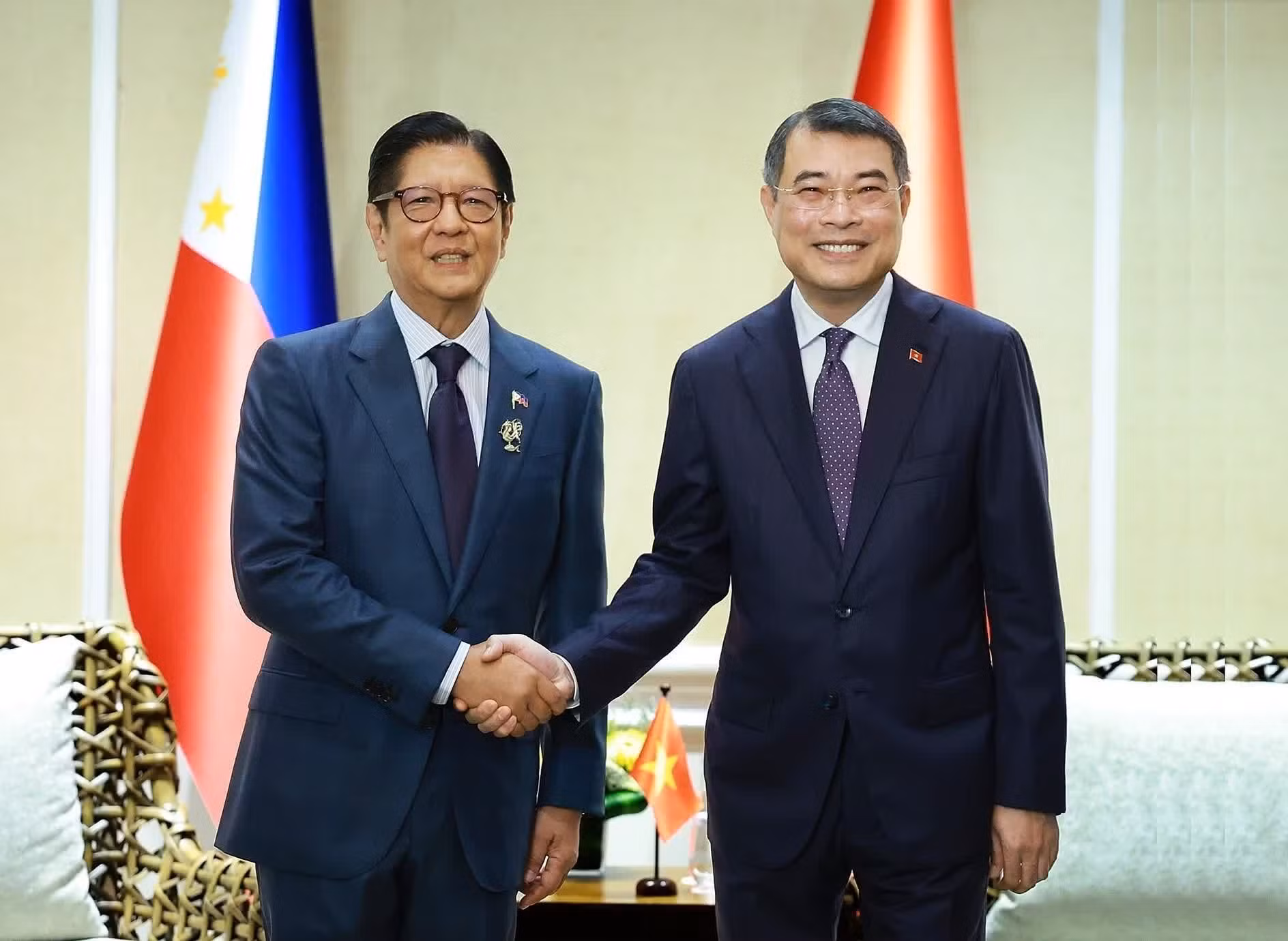 越南政府总理黎明兴会见2026年东盟轮值主席国菲律宾总统费迪南德·罗慕尔德兹·马科斯。