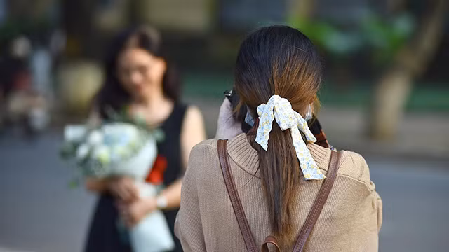 10·20越南妇女节，河内市民出门逛街游玩（组图） ảnh 8