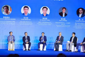论坛上，来自中国与东盟国家的媒体从业者围绕“媒体发展的社会责任与时代担当”主题展开交流。（主办方 供图）