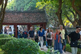 11月份，河内共接待游客约250万人次。