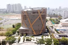 投资总额达近1.395万亿越盾的富寿多功能马戏与表演剧场正式投入运营，将有助于胡志明市在新纪元中释放资源，为文化产业注入“助推剂”。（图片来源：越通社）