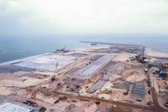 美水港码头区项目预计将于2026年第二季度投入运营。