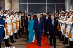 越共中央总书记、国家主席苏林一行欢送仪式在北京西站举行。图片来源：越通社