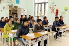 附图。