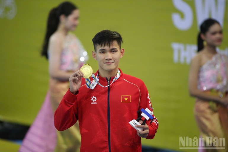 范清保在游泳项目中夺金。（图片来源：黄明 摄）