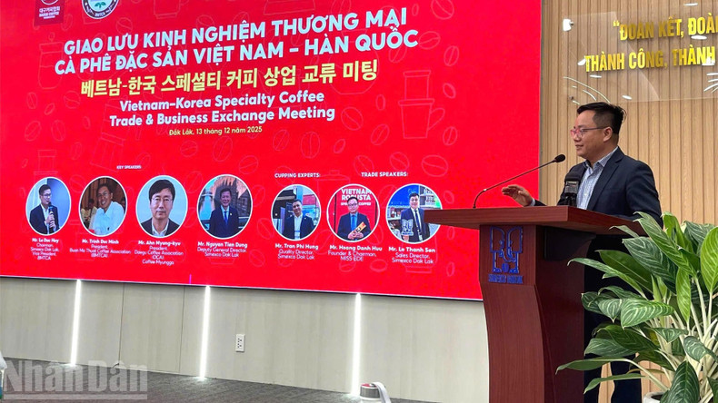 埃德小姐品牌创始人黄名友表示，成为得乐省首家与韩国老牌精品咖啡品牌Coffee Myungga签署战略合作的企业，倍感振奋。