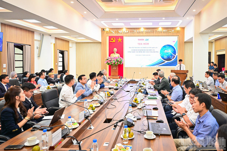 座谈会现场。 ndo-br-img-1159.jpg