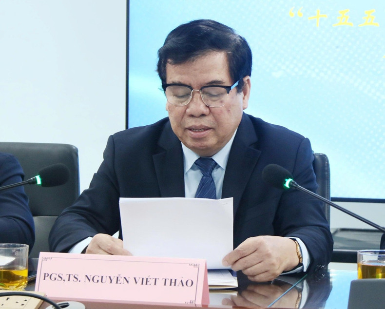 越共中央理论委员会委员阮曰草 image007.jpg