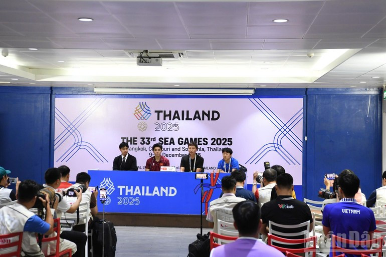 新闻发布会全景。（图片来源：明胜）