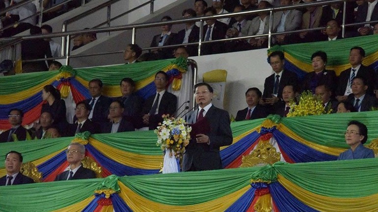 老挝人民革命党中央总书记、老挝国家主席通伦·西苏里在大会开幕式上致辞。