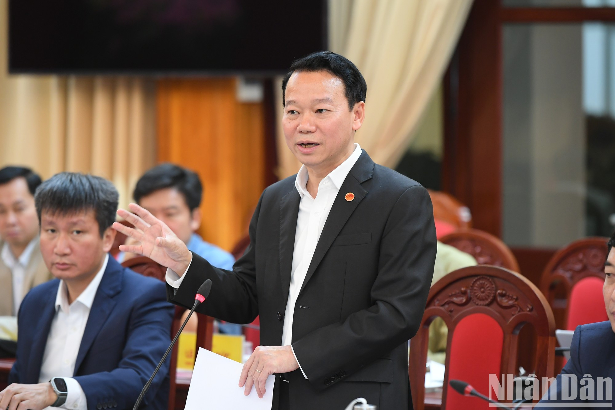 安沛省省委书记杜德维在会上发表讲话。