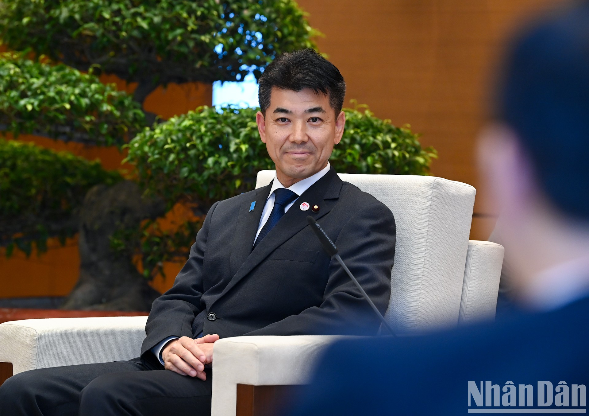 日本立宪民主党党首泉健太发表讲话。