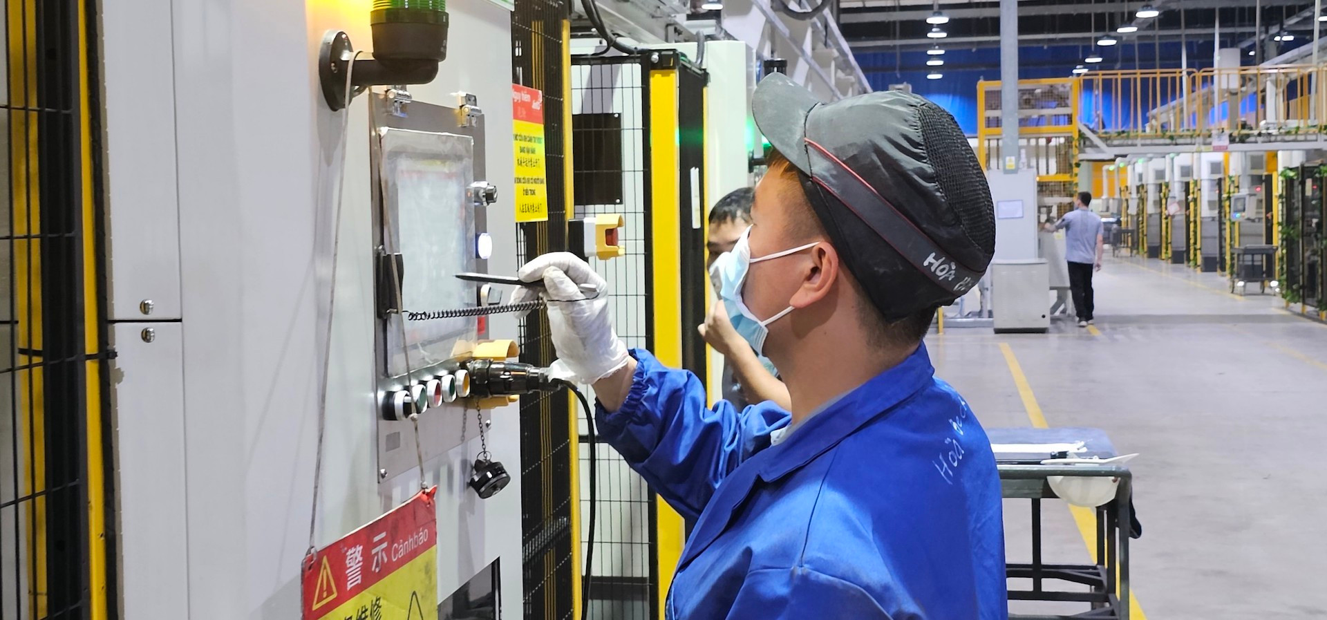 位于广安市泷圭工业区晶科能源二号光伏电池技术工厂。